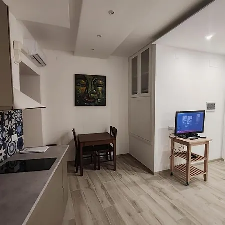 Casa Dalila شقة تْشيفالو
